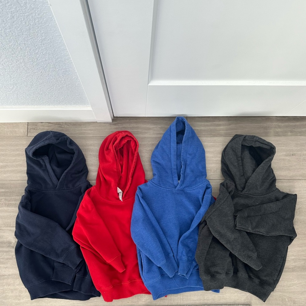 Rabbit Skins toddler hoodies size 4t